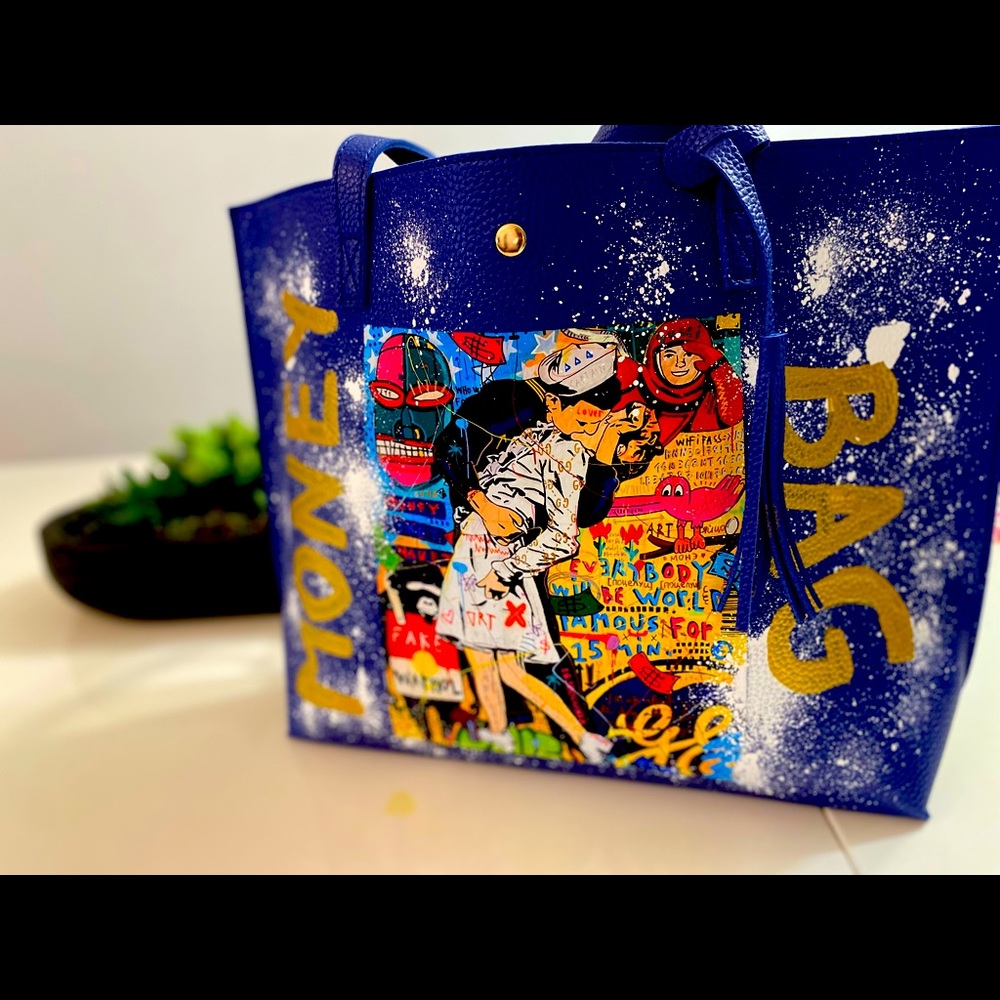 Money Bag Forever in Love